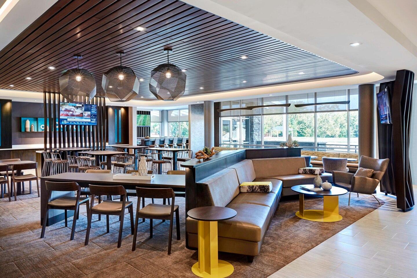 Springhill By Marriott San Diego Hotel 3*